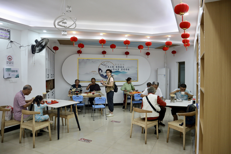 幸福食堂 1.jpg